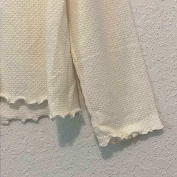J. Jill 100% cotton, ruffle sleeve and hem Cream color Henley size Medium - Picture 2 of 9